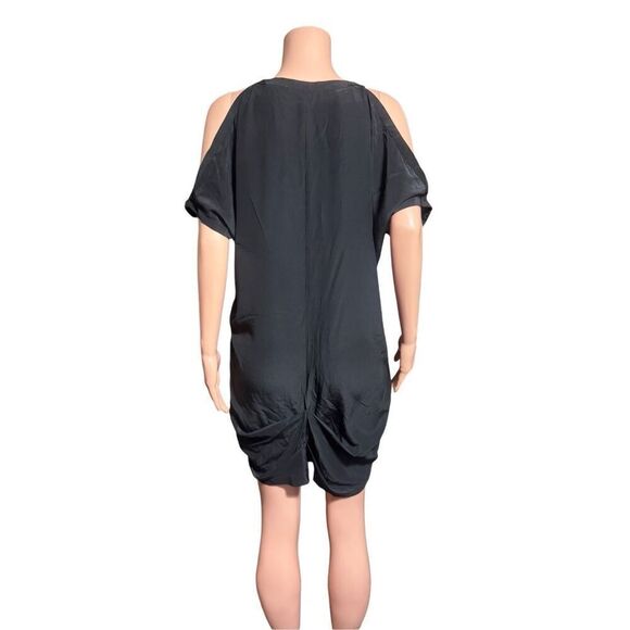 Loose fit v neck flutter sleeve short dress Black S - Picture 5 of 7